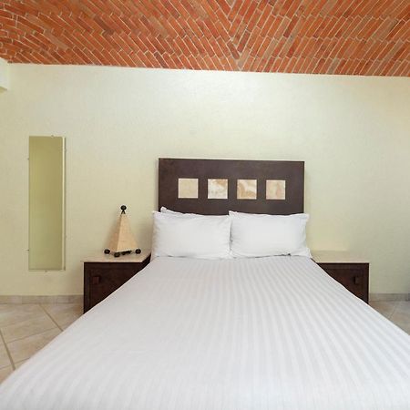 Hôtel Capital O Cava Piedra à Tequisquiapan Extérieur photo