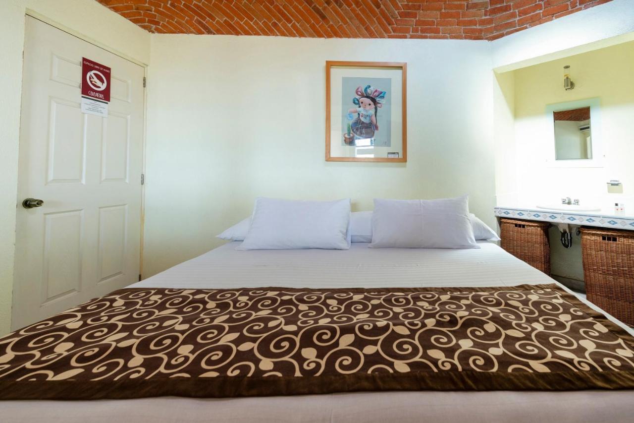 Hôtel Capital O Cava Piedra à Tequisquiapan Extérieur photo